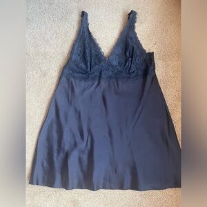 Jones New York Black Lace Chemise